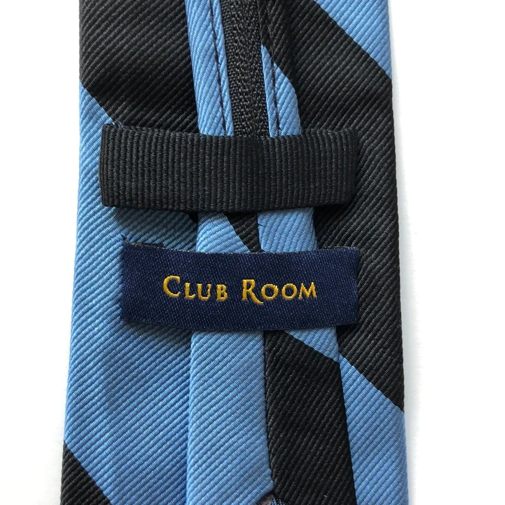 Club Room Boys Striped Pre-Tied Zipper Tie